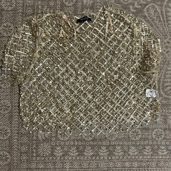 Worn once - Picture 1 of 4